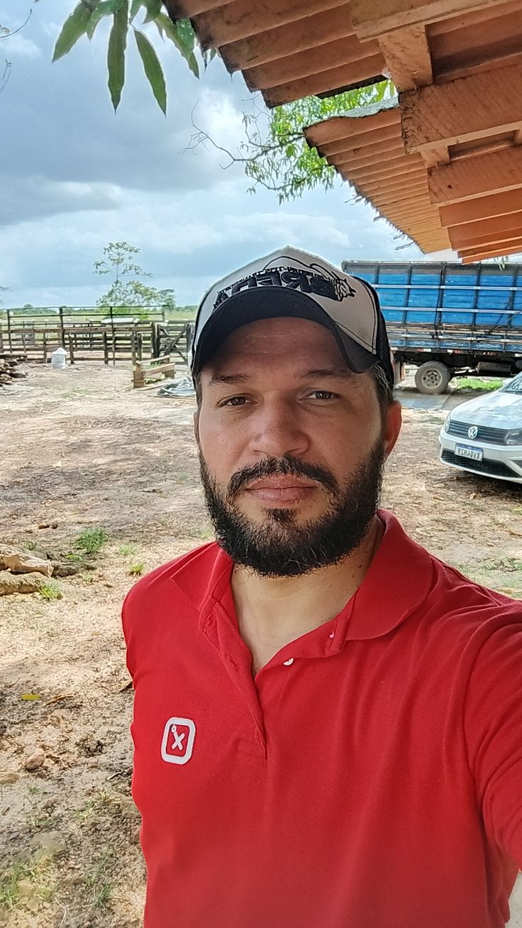 Iván Contreras